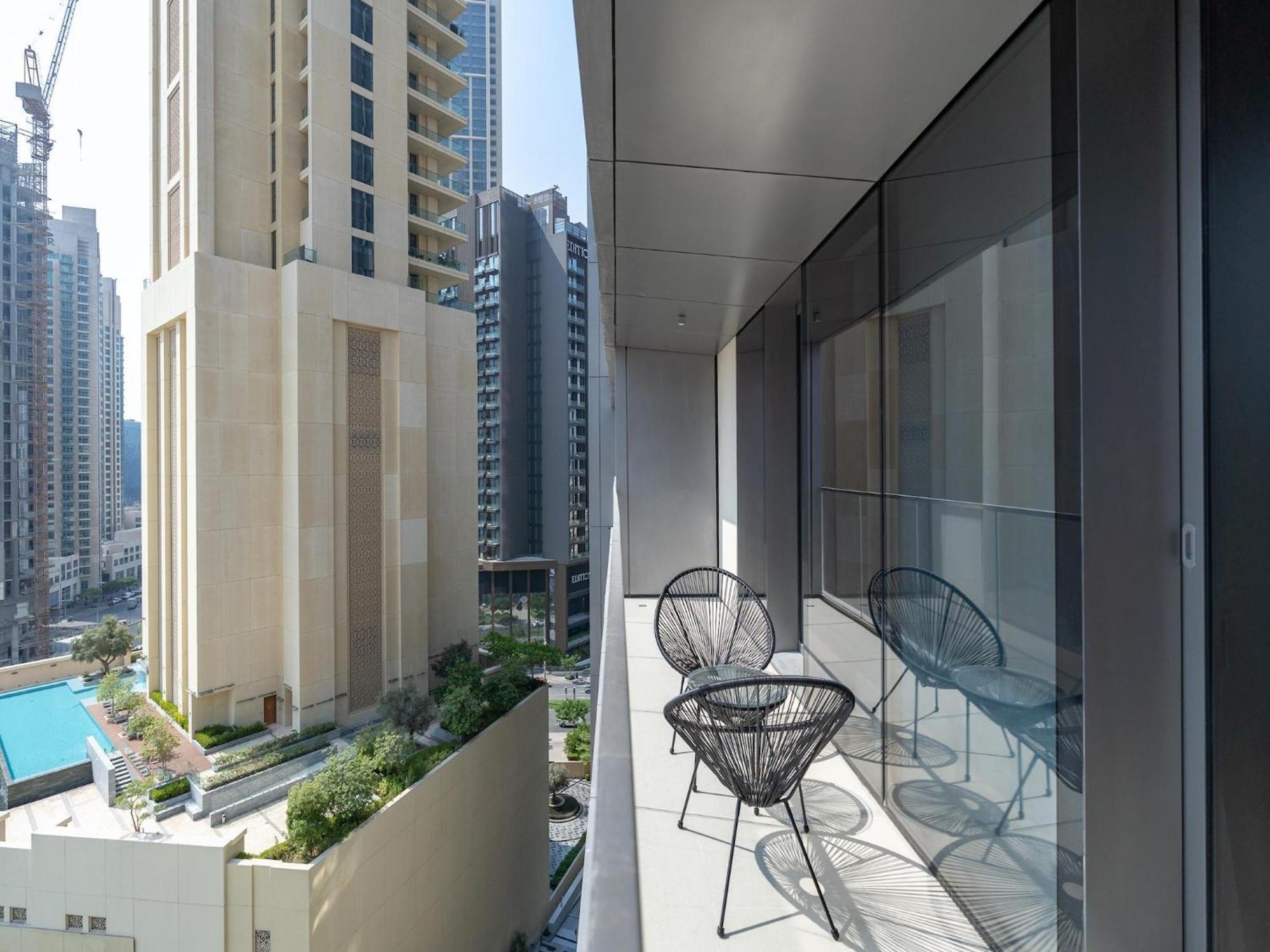 Luxurious Stylish Apartments Across Dubai Mall Burj Khalifa City Views المظهر الخارجي الصورة