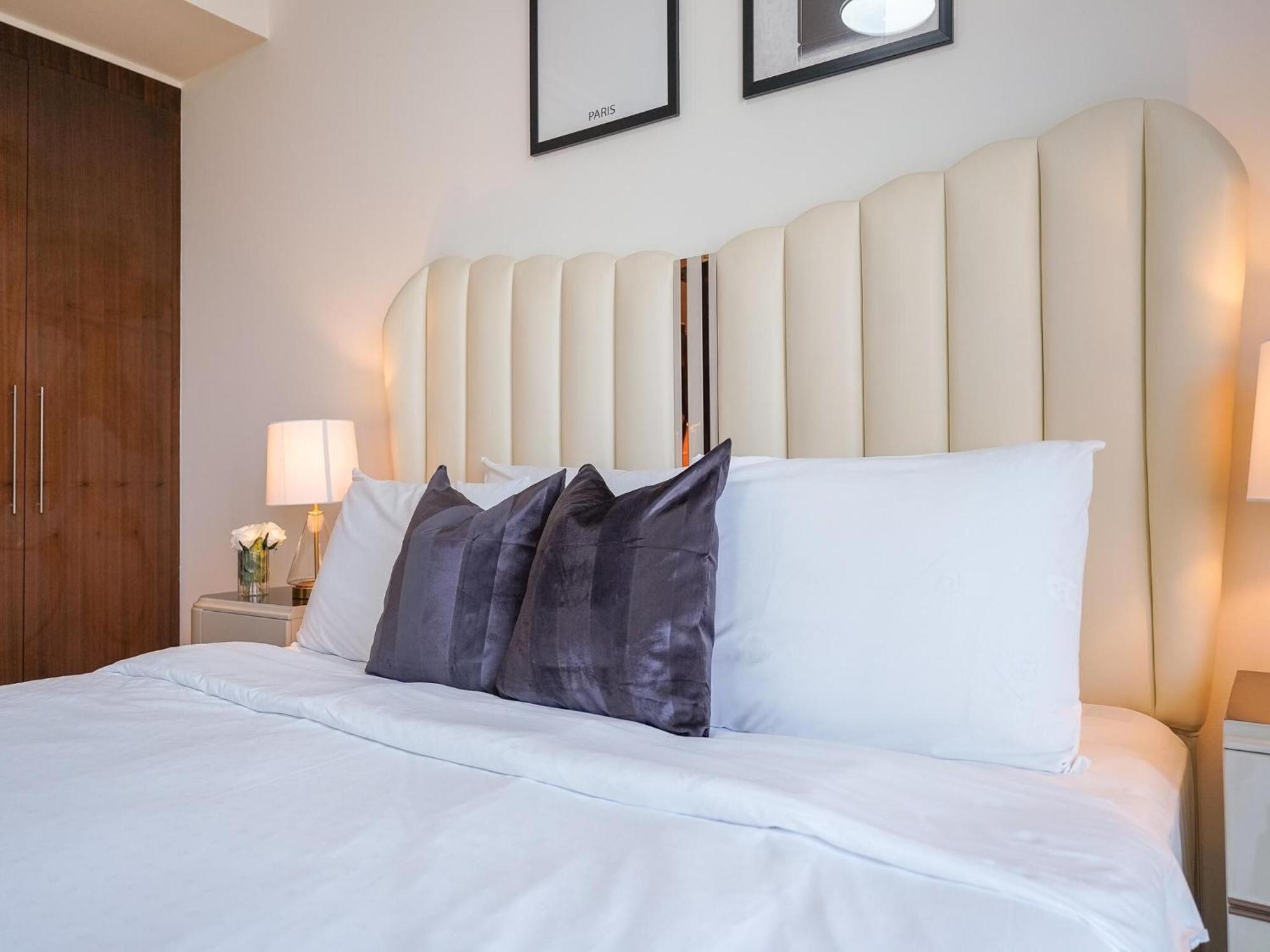 Luxurious Stylish Apartments Across Dubai Mall Burj Khalifa City Views المظهر الخارجي الصورة