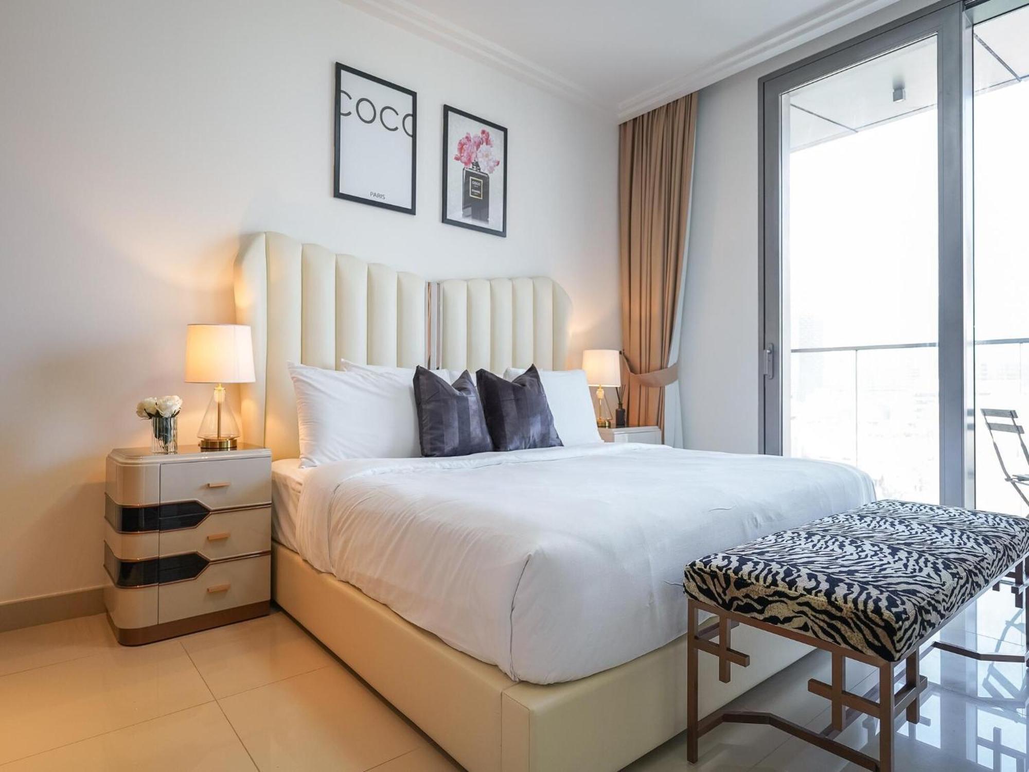 Luxurious Stylish Apartments Across Dubai Mall Burj Khalifa City Views المظهر الخارجي الصورة