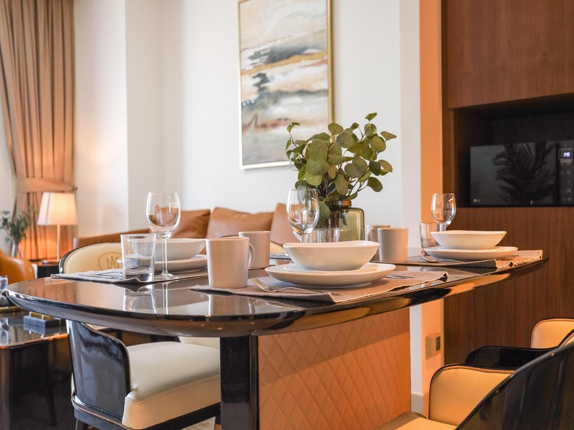 Luxurious Stylish Apartments Across Dubai Mall Burj Khalifa City Views المظهر الخارجي الصورة