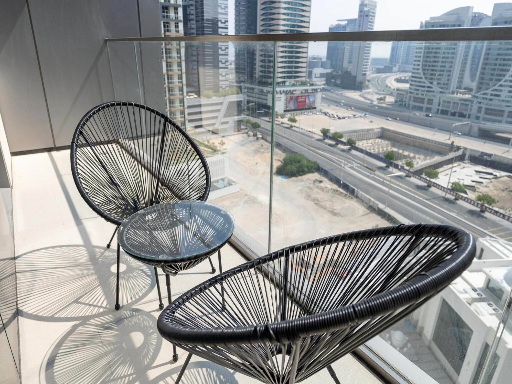 Luxurious Stylish Apartments Across Dubai Mall Burj Khalifa City Views المظهر الخارجي الصورة